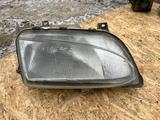 Ford Galaxy правая передняя фара за 1 777 тг. в Актобе