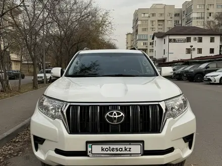 Toyota Land Cruiser Prado 2019 года за 21 500 000 тг. в Алматы