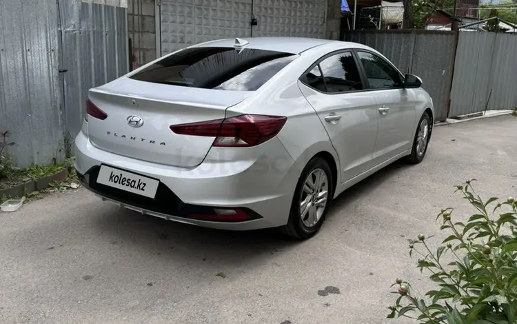 Hyundai Elantra 2019 года за 8 800 000 тг. в Алматы