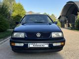 Volkswagen Vento 1993 года за 1 350 000 тг. в Шымкент – фото 2