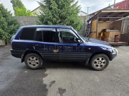 Toyota RAV4 1995 года за 2 800 000 тг. в Алматы – фото 4