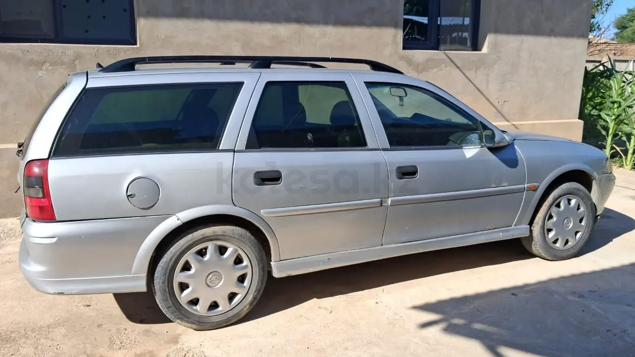 Opel Vectra, 2001