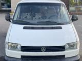 Volkswagen Transporter 2001 годаүшін4 400 000 тг. в Караганда