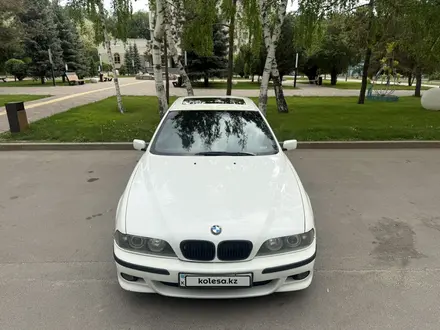BMW 528 1997 года за 3 100 000 тг. в Алматы – фото 2