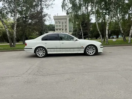BMW 528 1997 года за 3 100 000 тг. в Алматы – фото 7