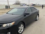 Toyota Camry 2013 года за 8 200 000 тг. в Актау – фото 2