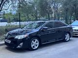 Toyota Camry 2013 года за 7 600 000 тг. в Тараз – фото 2