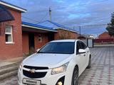 Chevrolet Cruze 2014 года за 4 350 000 тг. в Атырау – фото 2