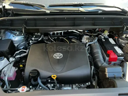 Toyota Highlander 2021 года за 28 500 000 тг. в Астана – фото 32