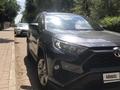 Toyota RAV4 2020 года за 14 500 000 тг. в Актобе