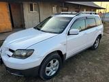 Mitsubishi Outlander 2002 года за 4 000 000 тг. в Уральск – фото 4