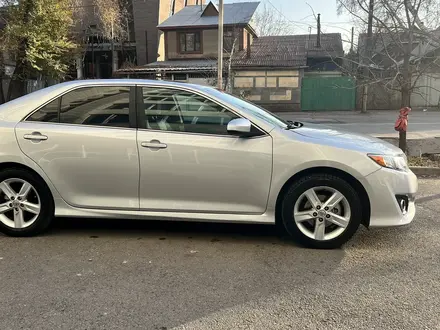 Toyota Camry 2014 года за 10 000 000 тг. в Алматы – фото 6