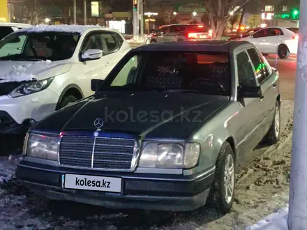 Mercedes-Benz E 260 1988 года за 700 000 тг. в Алматы – фото 12