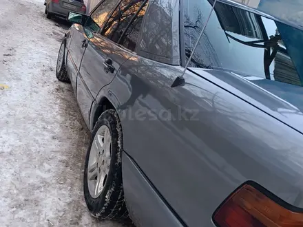 Mercedes-Benz E 260 1988 года за 700 000 тг. в Алматы – фото 14