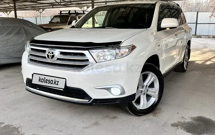 Toyota Highlander 2012 года за 15 800 000 тг. в Алматы