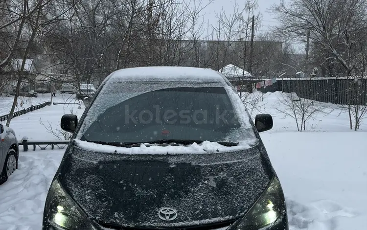 Toyota Previa 2003 года за 3 900 000 тг. в Актобе