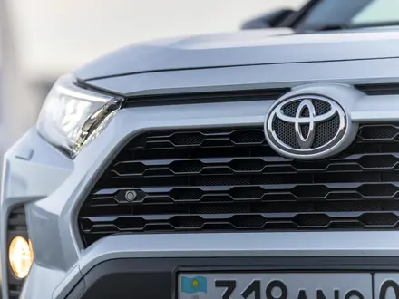Toyota RAV4 2021 года за 18 500 000 тг. в Астана – фото 9