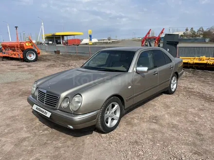 Mercedes-Benz E 280 1997 года за 3 800 000 тг. в Астана – фото 3