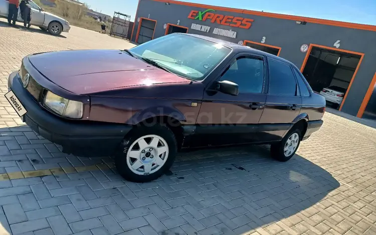 Volkswagen Passat 1992 годаүшін1 300 000 тг. в Степногорск