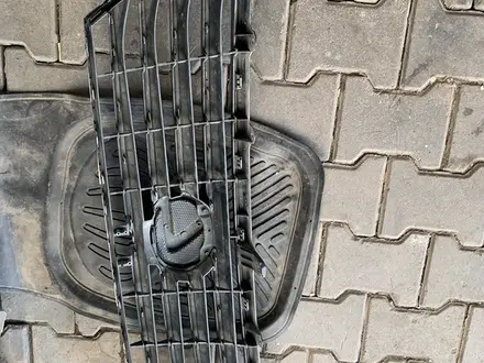 Решетка радиатора в оригинале за 50 000 тг. в Алматы – фото 6