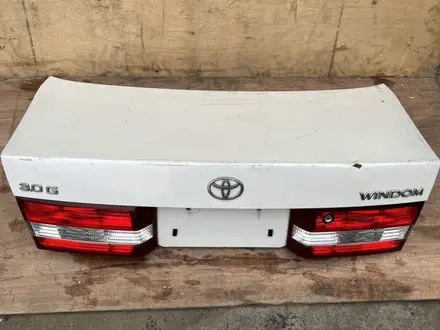 Крышка багажника на Toyota Windom за 25 000 тг. в Алматы – фото 2