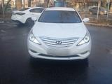 Hyundai Sonata 2010 годаүшін5 800 000 тг. в Алматы – фото 2