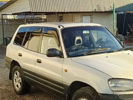 Toyota RAV4 1996 года за 2 900 000 тг. в Алматы – фото 2