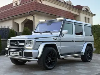 Mercedes-Benz G 500