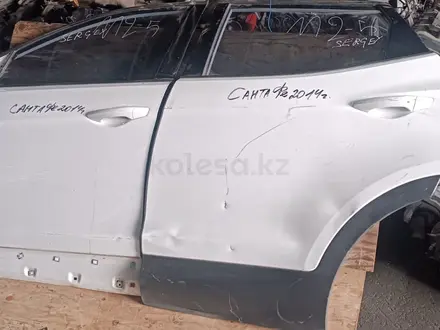Двери, дверные замки Hyundai Santa Fe 2015 год за 200 000 тг. в Алматы – фото 4