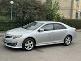 Toyota Camry 2013 года за 7 500 000 тг. в Алматы – фото 2