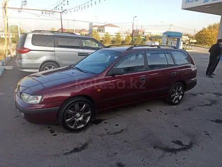 Toyota Carina E 1995 года за 3 100 000 тг. в Шымкент – фото 2