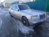 Mercedes-Benz E 220 1993 года за 1 600 000 тг. в Казалинск – фото 3