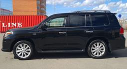 Lexus LX 570 2011 года за 22 000 000 тг. в Астана – фото 2