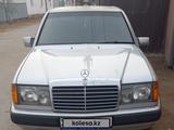 Mercedes-Benz E 230 1992 года за 1 300 000 тг. в Кызылорда – фото 2