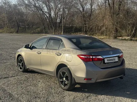 Toyota Corolla 2015 года за 7 700 000 тг. в Семей – фото 5