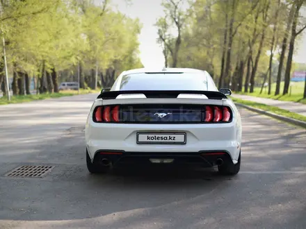 Ford Mustang 2020 года за 15 700 000 тг. в Алматы – фото 2