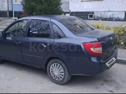 ВАЗ (Lada) Granta 2190 2013 года за 1 800 000 тг. в Уральск – фото 4