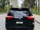 Toyota Sienna 2015 годаүшін15 500 000 тг. в Уральск – фото 3