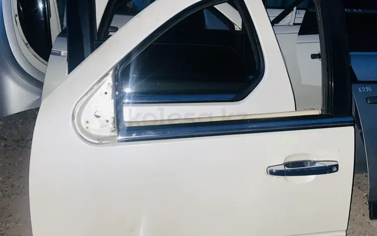 Двери Escalade за 40 000 тг. в Алматы