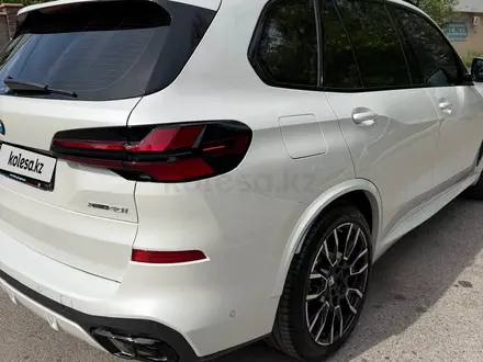 BMW X5 2025 года за 60 700 000 тг. в Тараз – фото 12