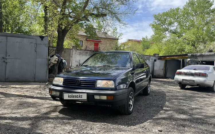 Volkswagen Vento 1993 года за 1 350 000 тг. в Караганда