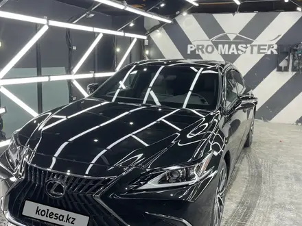 Lexus ES 250 2022 года за 22 000 000 тг. в Алматы – фото 3