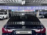 Hyundai Sonata 2010 годаfor7 500 000 тг. в Алматы – фото 4