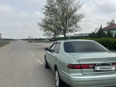 Toyota Camry 2000 года за 3 200 000 тг. в Актау – фото 5