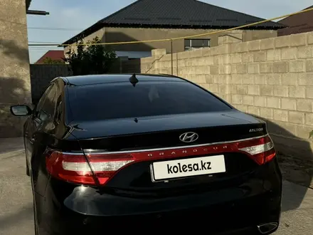 Hyundai Grandeur 2011 года за 7 300 000 тг. в Шымкент – фото 10