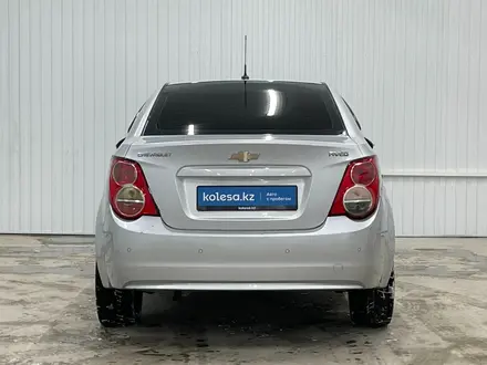 Chevrolet Aveo 2014 года за 3 570 000 тг. в Астана – фото 4