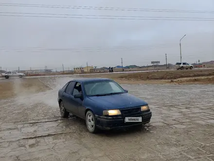 Opel Vectra 1993 года за 450 000 тг. в Жанаозен – фото 4