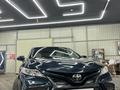 Toyota Camry 2018 года за 13 100 000 тг. в Алматы – фото 14