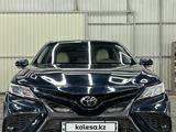 Toyota Camry 2018 года за 13 100 000 тг. в Алматы – фото 5