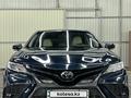 Toyota Camry 2018 года за 13 100 000 тг. в Алматы – фото 6